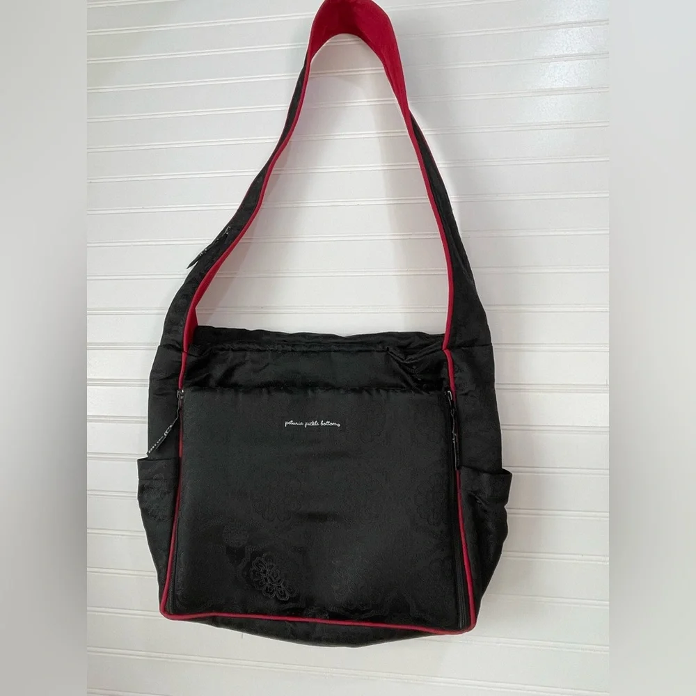 Petunia Pickle Bottom Red Black Diaper Shoulder Crossbody Bag Midnight Iris Roll